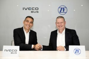 Iveco Bus e ZF intensificano la loro collaborazione sulla mobilità elettrica