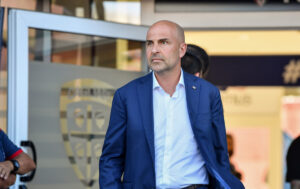 Tommaso Giulini, presidente del Cagliari Calcio, ha preso la decisione di mandare la squadra in...
