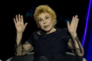 Ornella Vanoni: 90 anni di successi e amori da sogno