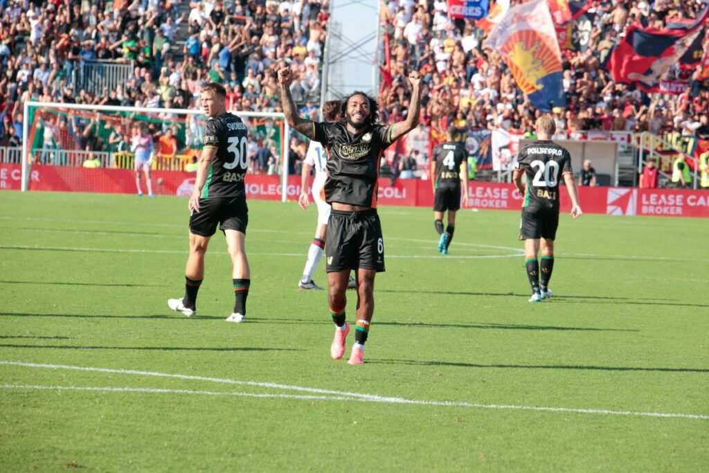 Il Venezia ha vinto 2-0 contro il Genoa al "Penzo", con gol di Busio e Pohjanpalo. Eusebio Di...