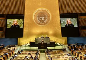 La premier Giorgia Meloni ha evidenziato la complessità dell'epoca attuale durante il suo intervento...