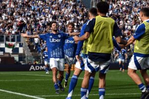 Cutrone guida la vittoria del Como, Verona battuto 3-2