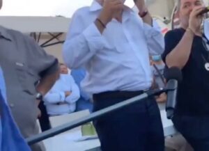 Selvaggia Lucarelli, la regina dei gossip italiani, unisce ironia, sarcasmo e cattiveria in un mix...