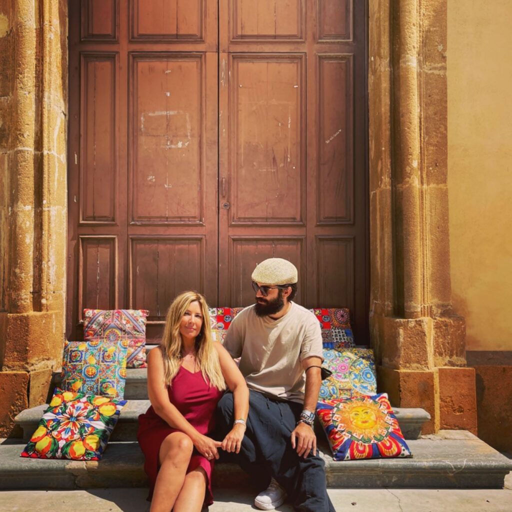 Che dire di Selvaggia Lucarelli se non che è come un tornado: ti travolge con le sue opinioni...