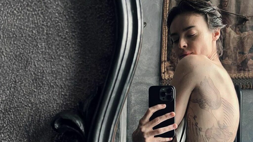 Kasia Smutniak mostra il suo nuovo tattoo: un omaggio a Pietro Taricone?