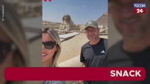 Francesco Totti e Noemi Bocchi in Egitto: l’accoglienza è regale