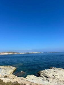 Grave incidente a Malta: 19enne italiana in pericolo di vita a causa delle ferite subite