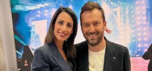 Cesare Cremonini è un noto cantautore italiano che ha iniziato la sua carriera come frontman dei...