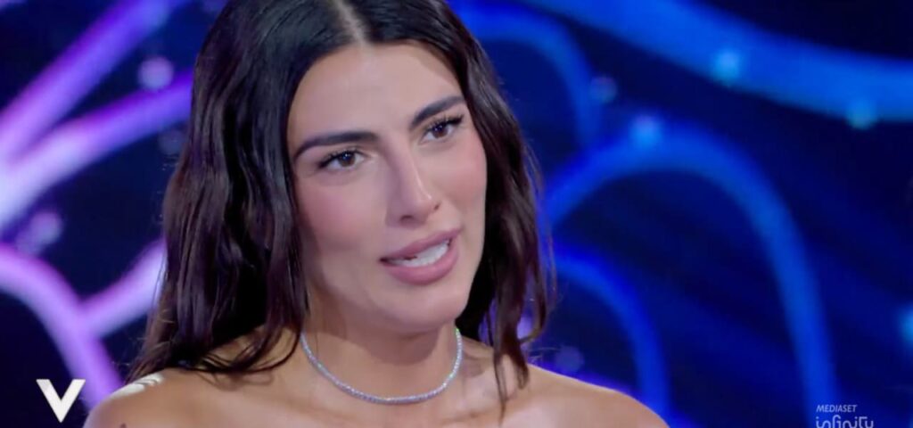 La giovane influencer Giulia Salemi ha rotto il silenzio su Verissimo su come ha superato una crisi...