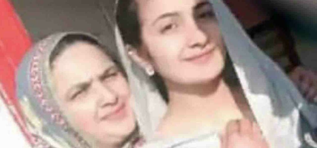 Nazia_Shaheen_Saman_Abbas_SCREENSHOT_2022.jpg