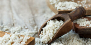 Le incredibili proprietà del sale celtico: il sale grigio fa davvero bene?