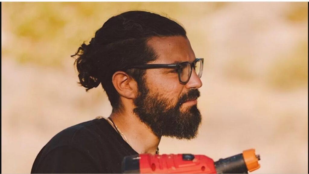 Riccardo Cocciante è un celebre cantante e compositore con un successo mondiale. Sebbene sia...