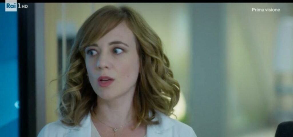 Sara Lazzaro, attrice italiana classe 1984, ha fatto carriera nel teatro, cinema e televisione...