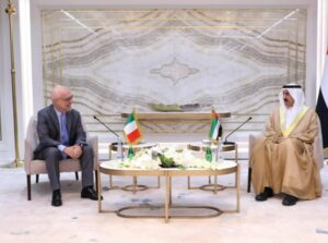 Incontro tra l’ambasciatore italiano Fanara e il presidente del Federal National Council Ghobash negli Emirati Arabi