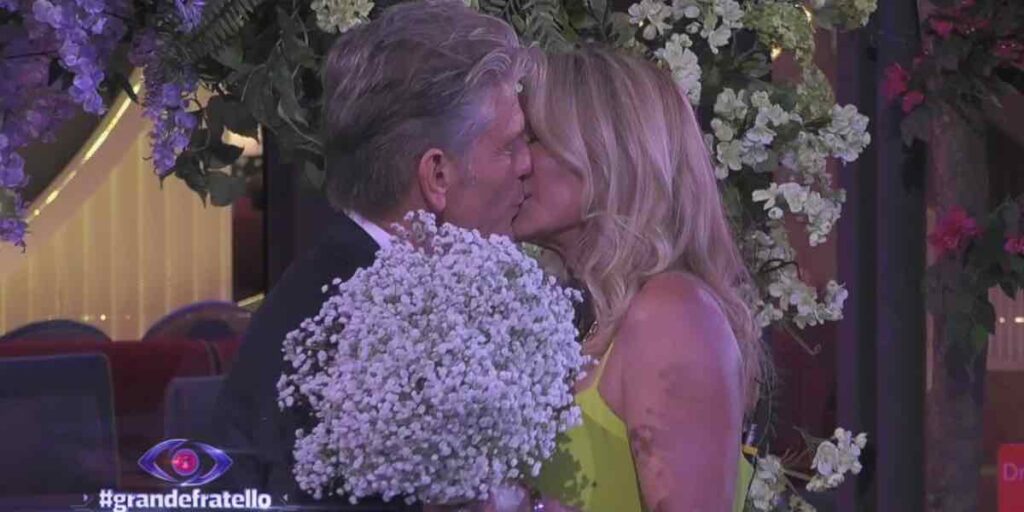 Grande Fratello 2024: il matrimonio di Katherine Kelly Lang e Clayton Norcross, Thorne | Video Mediaset