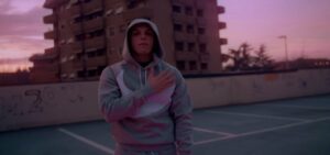 Rhove, noto rapper italiano con uno stile alternativo, ha conquistato il pubblico con hit di...