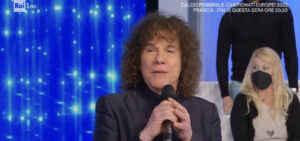 La musica ha sempre fatto parte della vita di Riccardo Cocciante, cantautore con una carriera di 50...