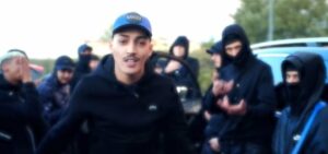 Simba La Rue, nome d'arte di Mohamed Lamine Saida, è un giovane rapper e trapper nato in Tunisia e...