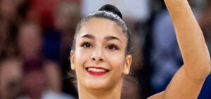 Sofia Raffaeli è la campionessa ginnasta italiana che ha conquistato una medaglia di bronzo alle...