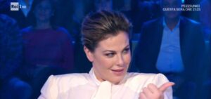 Vanessa Incontrada: Dalla lotta alle fake news alla complessità del rapporto con la madre – “Ho avuto delle difficoltà”