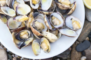 vongole-cotte-Depositphotos_53148977_L-e1725452194417-1920x1280.jpg
