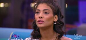 Helena attacca Yulia al Grande Fratello 2024: “Chiusa e poco simpatica”/ Lei risponde: “Non mi giudicare senza conoscermi”