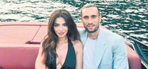 Yusuf Yazıcı e Melisa Aslı Pamuk: Il loro matrimonio a Parigi e l’attesa del primo figlio