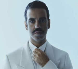 Colapesce canta “La Malvagità” per la colonna sonora del film “Iddu”