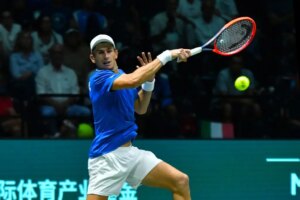 Matteo Arnaldi si ferma nel torneo Atp 1000 di Shanghai, arrendendosi a Daniil Medvedev. Dopo aver...