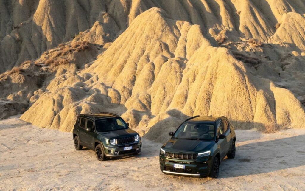 La nuova serie speciale North Star di Jeep Renegade e Compass celebra il traguardo di un milione di...