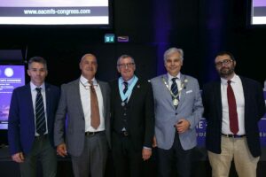 Roma - Gli interventi di ricostruzione del volto sono sempre più comuni a causa degli incidenti...