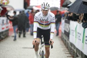 Tadej Pogacar ha vinto il Giro di Lombardia, conquistando il quarto successo consecutivo e...