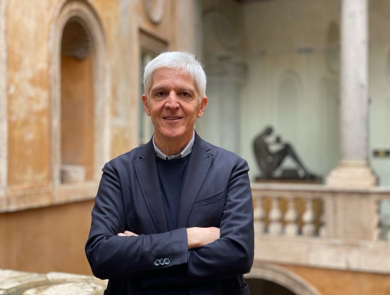 L'Istituto della Enciclopedia Italiana Treccani festeggia i suoi 100 anni di fondazione con un...