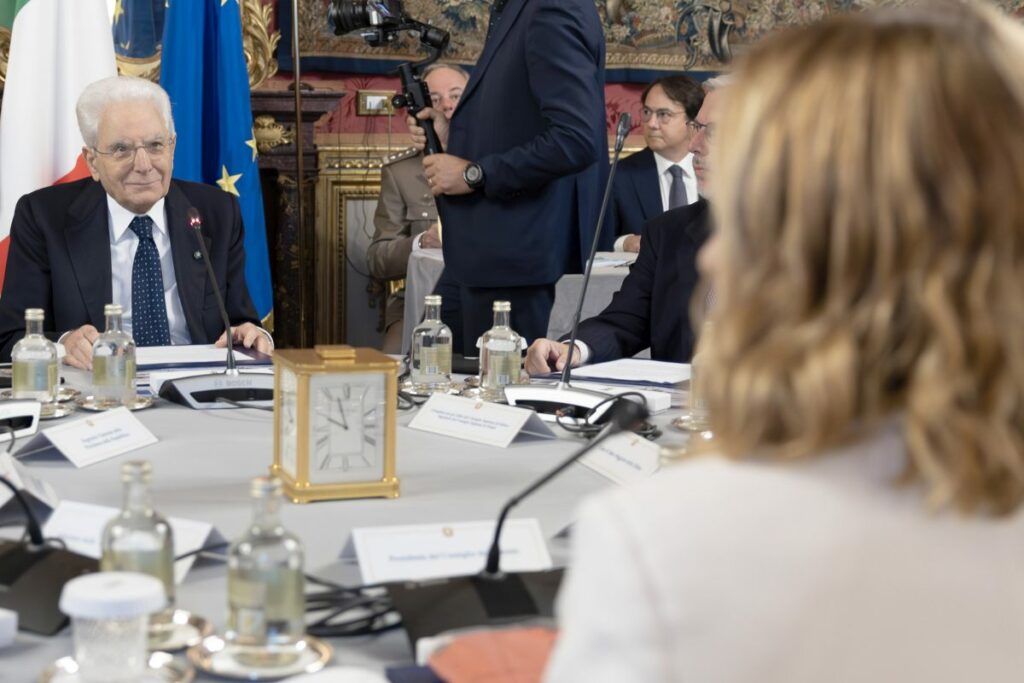 Il Presidente Sergio Mattarella ha presieduto il Consiglio supremo di difesa al Palazzo del...