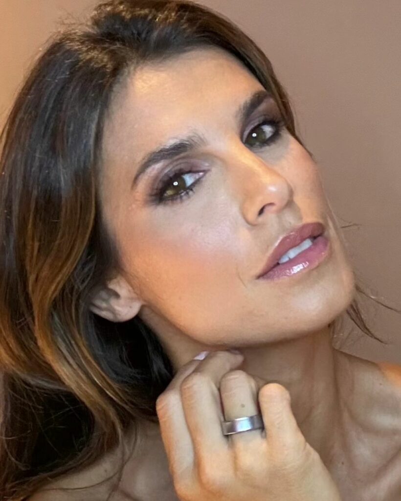 Elisabetta Canalis, Il mio… su Instagram incanta i suoi fan