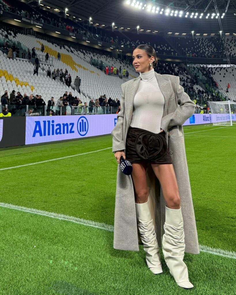 Diletta Leotta, Saturday night… su Instagram delizia i suoi fan