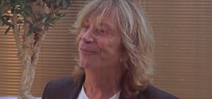 Chi è Enzo Paolo Turchi, il marito di Carmen Russo: Tra un’infanzia difficile e la passione per la danza