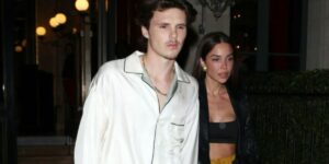 Il terzogenito di Victoria e David Beckham, Cruz, sembra aver ufficializzato la relazione con la...