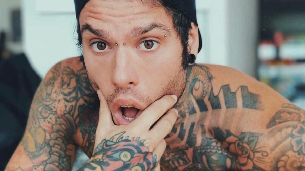 Fidanzamento in famiglia: Vittoria è la nuova fidanzata di Fedez