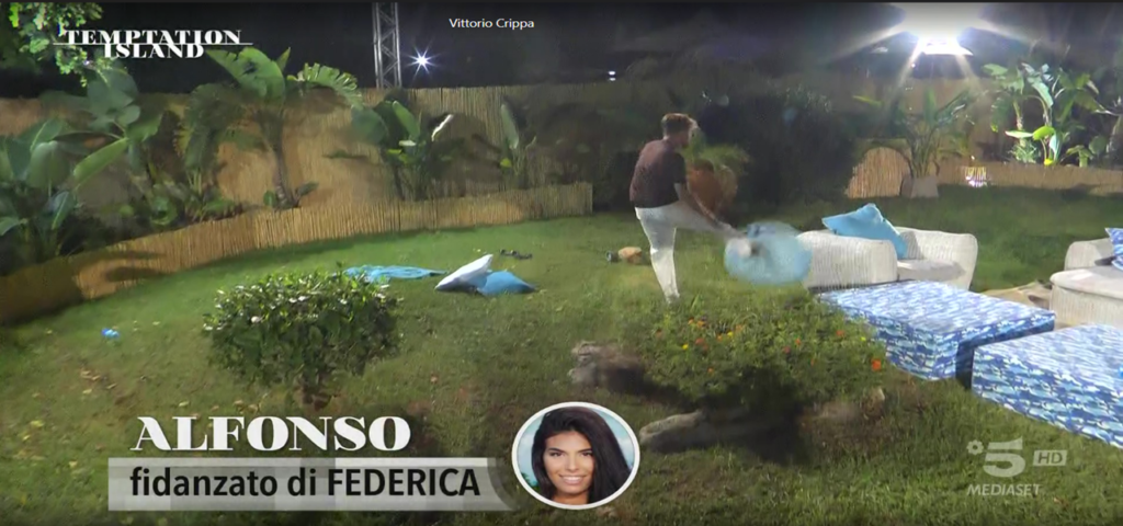 Alfonso reagisce male alla visione dei video di Federica e Stefano a Temptation Island 2024...
