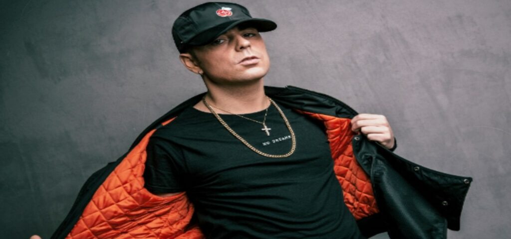 Ivan Granatino: dalla partecipazione a ‘The Voice’ all’ultimo album autobiografico “Devo tutto al mio papà”