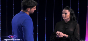 Ho visto qualcosa di diverso sotto le coperte