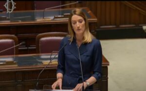 Metsola conferma: Ucraina è saldamente europea