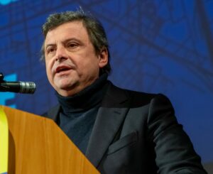 Il testo riporta l'evento Renew Europe sulle sfide della liberaldemocrazia in Europa con Carlo...