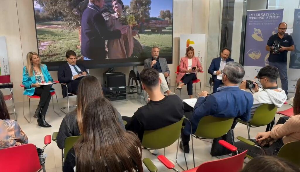 La 38esima edizione di "Promessi Sposi, il matrimonio in vetrina" è stata presentata a Bari...