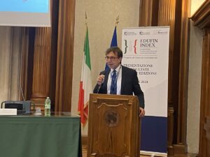 L'educazione finanziaria e assicurativa degli italiani è ancora insufficiente, con gap di genere e...