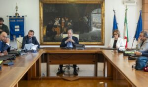 Bardi si impegna attivamente per risolvere la crisi idrica e le carenze strutturali