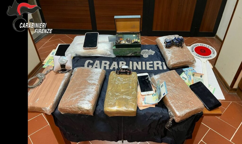 Droghe: bloccato traffico tra Calabria e Nord Italia, emesse 7 misure cautelari