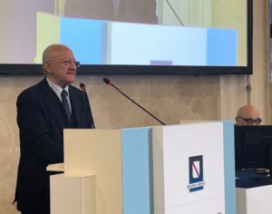 Il Governatore De Luca assicura: “Programma strategico rifiuti della Campania completato entro 2 anni”
