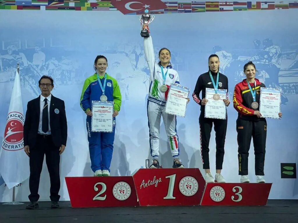 Kickboxing: Pantaleo derubata a Roma insegue il ladro e recupera la borsa